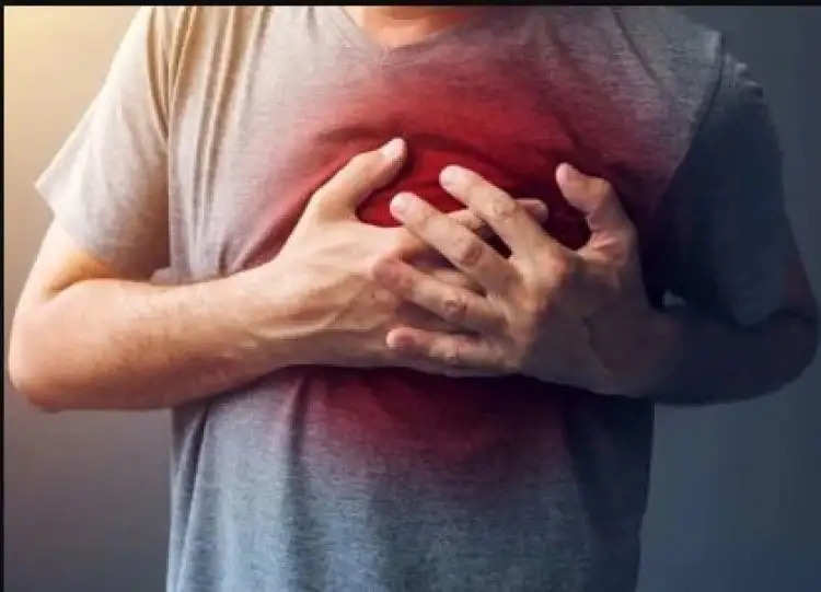 Heart Attack : ये लक्षण हो सकते है साइलेंट अटैक के कारण, ऐसें खुद का रख सकते हैं ध्यान