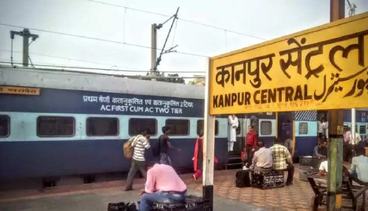 कानपुर RPF पर लगा जन्माष्टमी पर विक्रेताओं से जबरन चंदा वसूलने का आरोप !