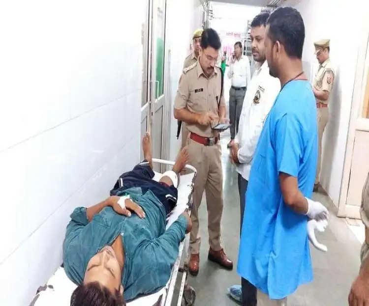 गोरखपुर के तिहरे हत्याकांड का आरोपित पुलिस मुठभेड़ के बाद गिरफ्तार