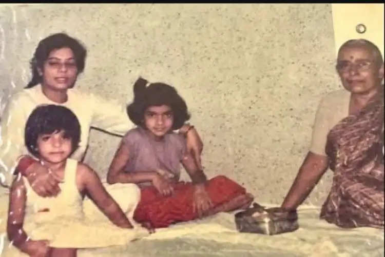 प्रियंका चोपड़ा ने अपनी नानी के साथ की थ्रोबैक फोटो शेयर, ताज़ी की यादें ….
