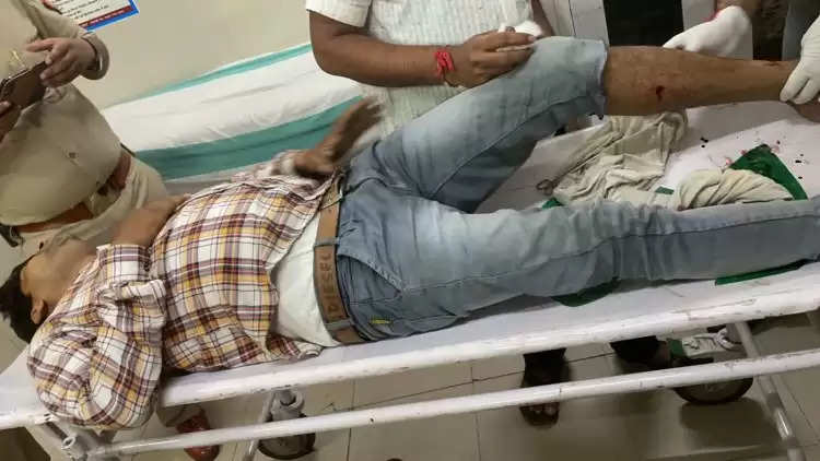 वाराणसी पुलिस के साथ एक मुठभेड़ विनोद भर्ती नाम के एक अपराधी को गोली लगी