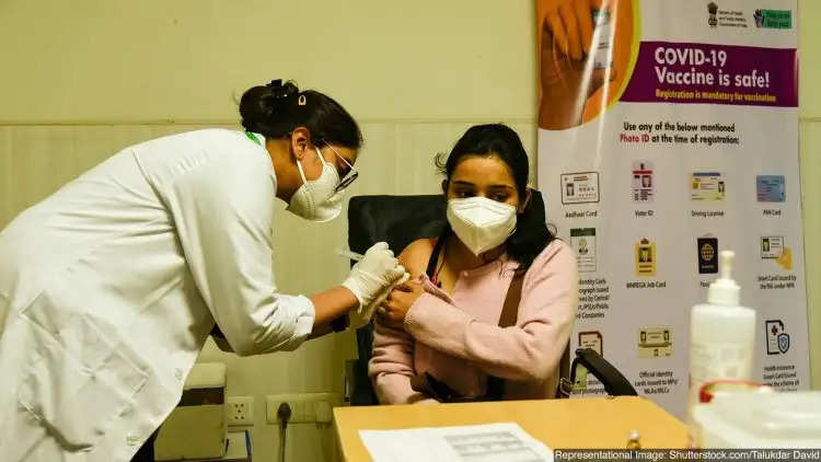 यूपी के महज सात जिलों में 18 से 44 वर्ष तक के युवाओं को कल से लगेगा टीका