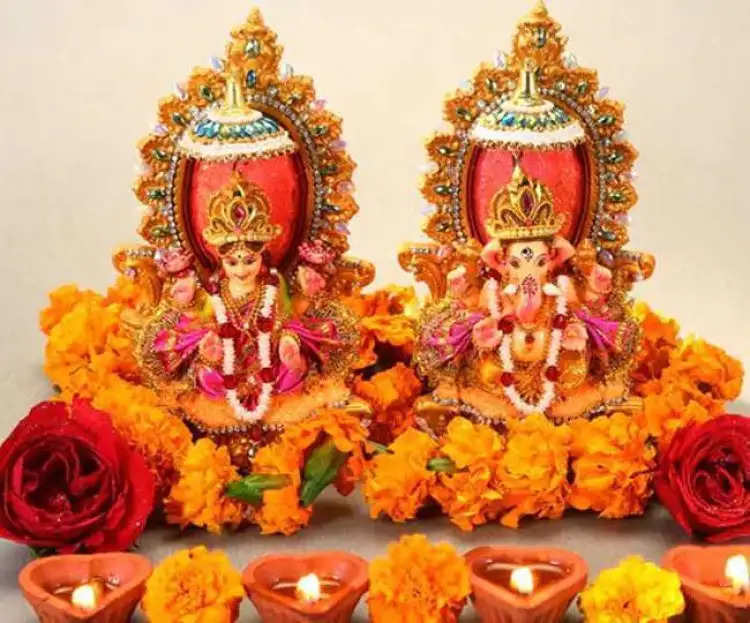 जानिए मां लक्ष्मी के प्रिय 5 भोग,दीपावली पर मिलेगा धन-संपदा का आशीर्वाद