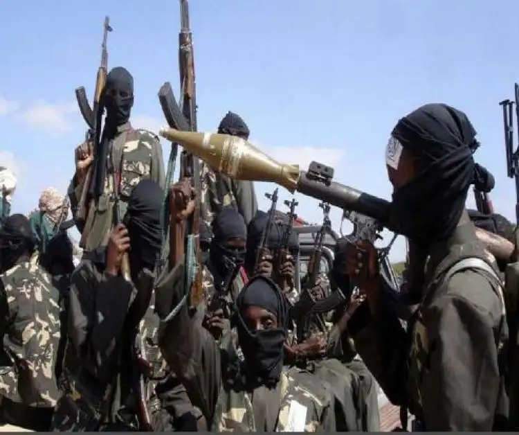 सोमालिया की राजधानी में आतंकी हमला,लोगों ने गंवाई जान, मुठभेड़ जारी !