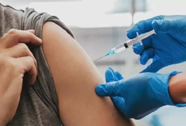 रायबरेली में महिला को दो बार लगा दिया कोरोना टीका