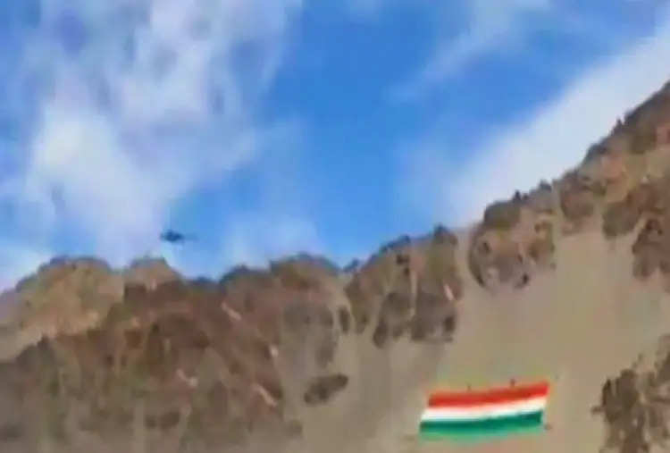 लेह में फहराया गया दुनिया का सबसे बड़ा राष्ट्रीय ध्वज