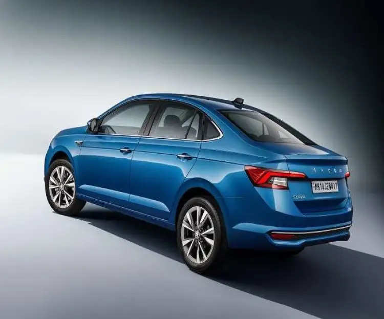 Honda City, Hyundai Verna को टक्कर देने आ गई है नई Skoda Slavia, बुकिंग से लेकर लॉन्चिंग पर जानें रिपोर्ट