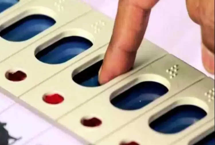 आधार कार्ड, ड्राइविंग लाइसेंस समेत 12 दस्तावेज से कर सकेंगे मतदान