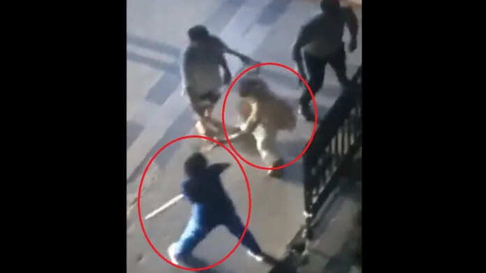 22 साल की लड़की ने 79 साल बुजुर्ग को क्यों पीटा? कारण जान हो जायेंगे हैरान