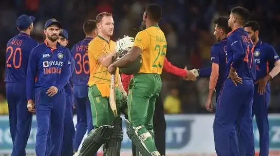 भारत बनाम साउथ अफ्रीका के बीच पहला टी20 मैच, भारत के 3 खिलाड़ी अफ्रीका नहीं पहुंचे ?