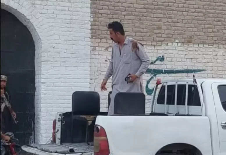 ब्लूचिस्तान में बकरीद की नमाज के दौरान जेल से 17 कैदी फरार, फायरिंग से एक की मौत