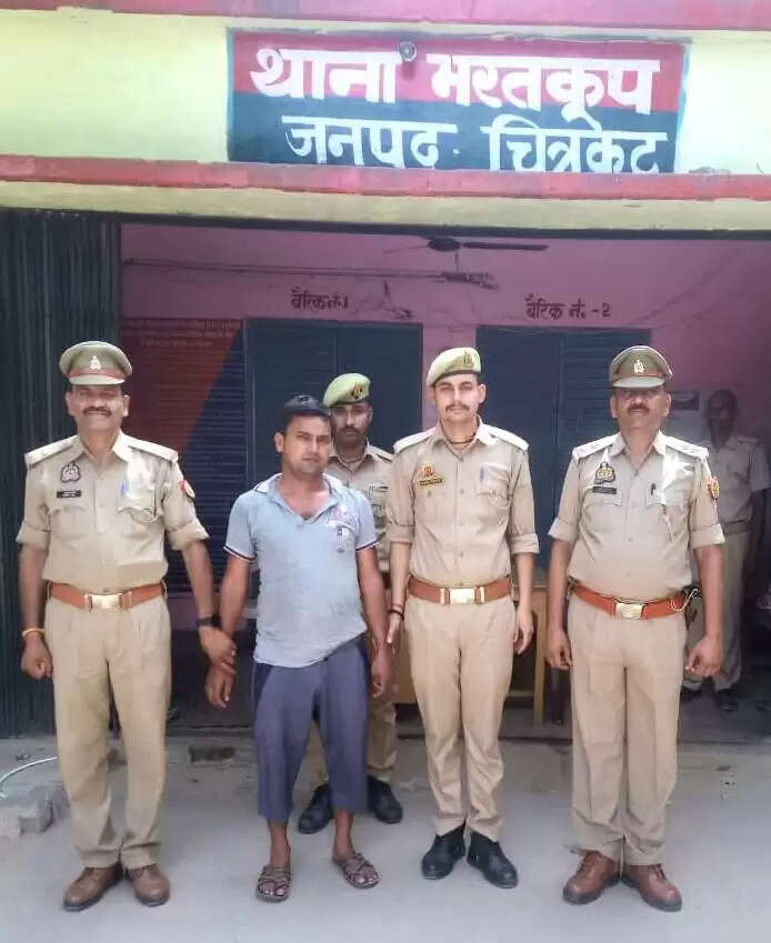 ये हत्यारा पति है पुलिस गिरफ्त में