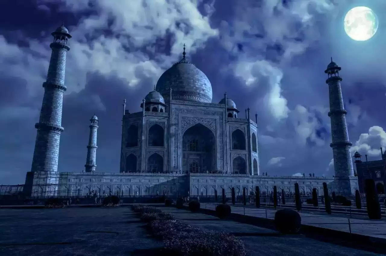 चांदनी रात में कई गुना खूबसूरत दिखता है ताज महल, ASI ने शुरू की ऑनलाइन टिकट बुकिंग