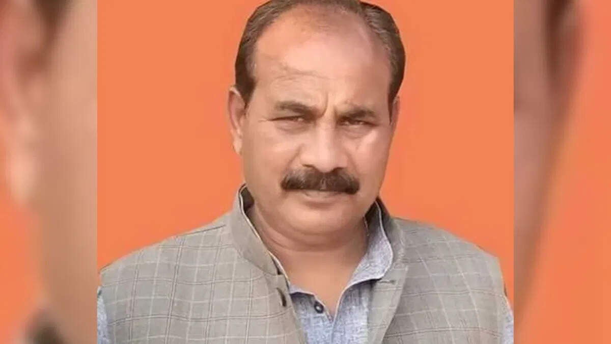 सपा विधायक दारा सिंह ने विधानसभा से दिया इस्तीफा, BJP को थामने के कयास