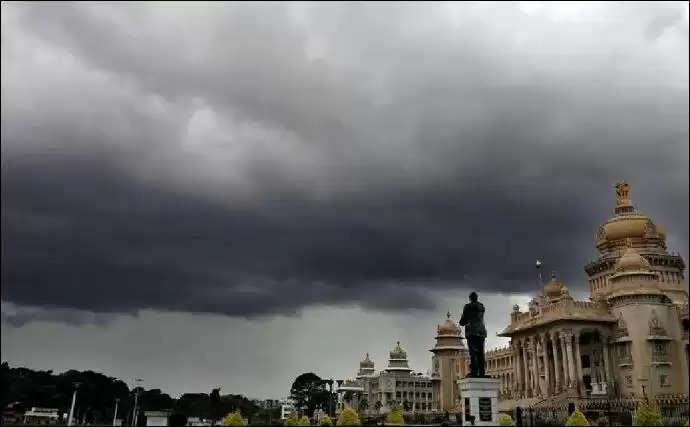 गुजरात के सौराष्ट्र में मानसून ने धमाकेदार एंट्री, मध्य प्रदेश में भी प्री-मानसून की बारिश ने मौसम खुशनुमा बनाया हुआ है, लेकिन उत्तर प्रदेश के साथ-साथ बिहार में मानसून कब आएगा? जानिए 