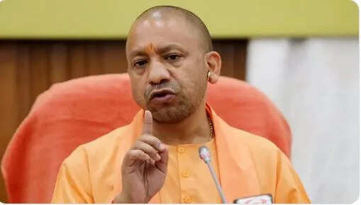 युवाओं को CM योगी का तोहफा, 400 कार्मिकों को वितरित करेंगे नियुक्ति पत्र